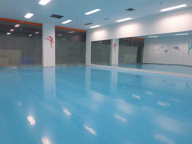 舞蹈地膠的環(huán)保性對(duì)于舞者至關(guān)重要